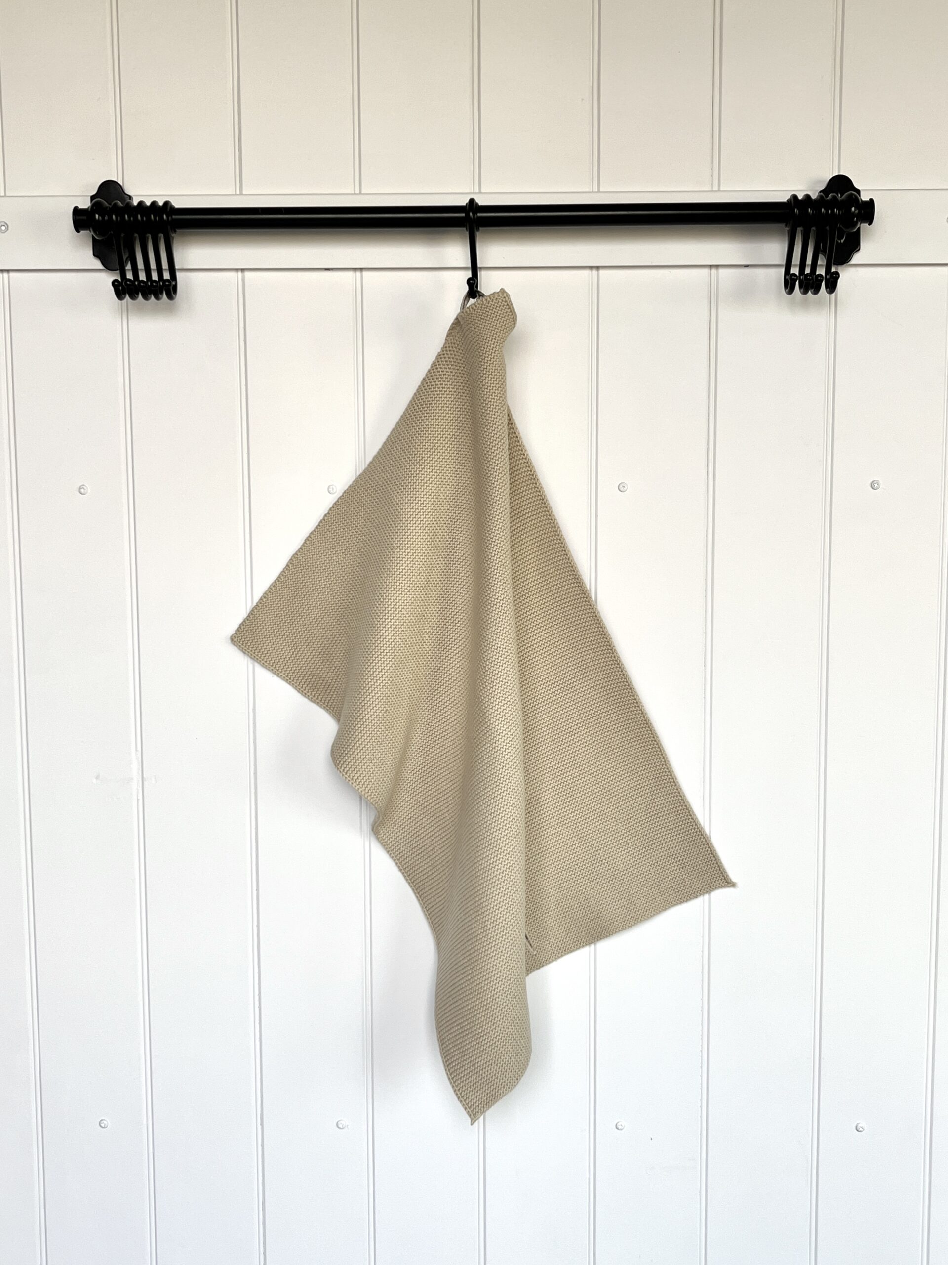 H03 hanging